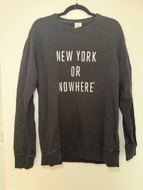 LG Black Crewneck Sweatshirt with White 'NEW YORK OR NOWHERE' Print